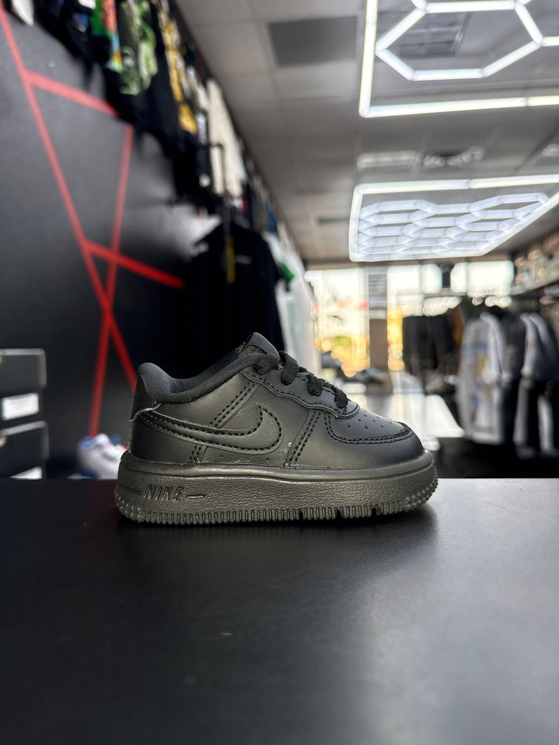 NIKE AF1 “BLK”  (SZ 4c)  USED/NO BOX