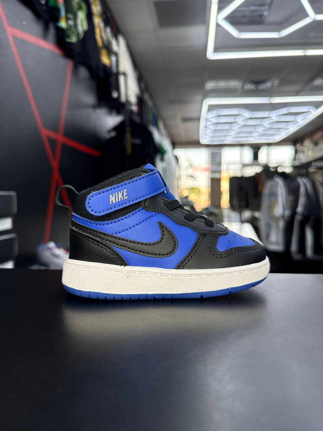 NIKE “BLUE/BLK”  (SZ 6c)  USED/NO BOX