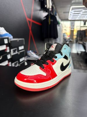 J1 “FEARLESS”  (SZ 10c)  USED/NO BOX