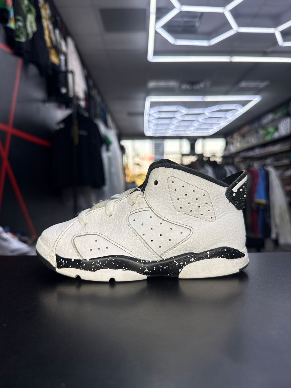 J6 “REVERSE OREO”  (SZ 9c)  USED/NO BOX OR INSOLES