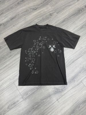 KAWS x KID CUDI “GREY”  (MEDIUM)  NEW