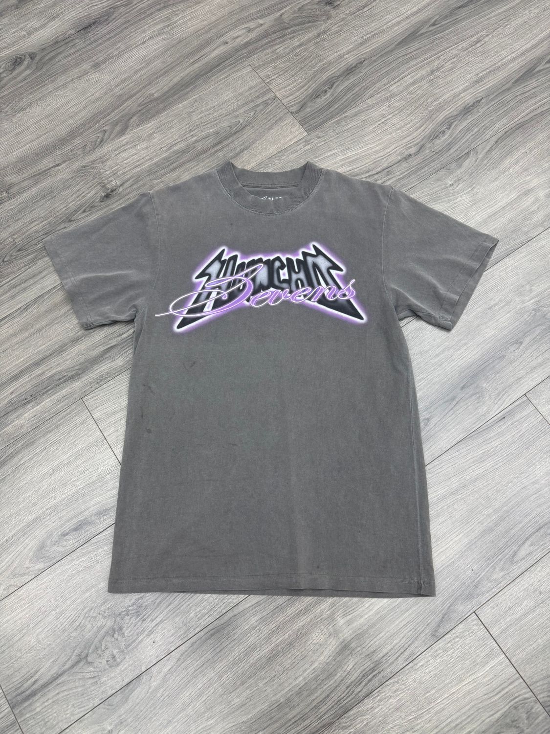 TRIPLE 7s TEE “GREY”  (SMALL)  NEW