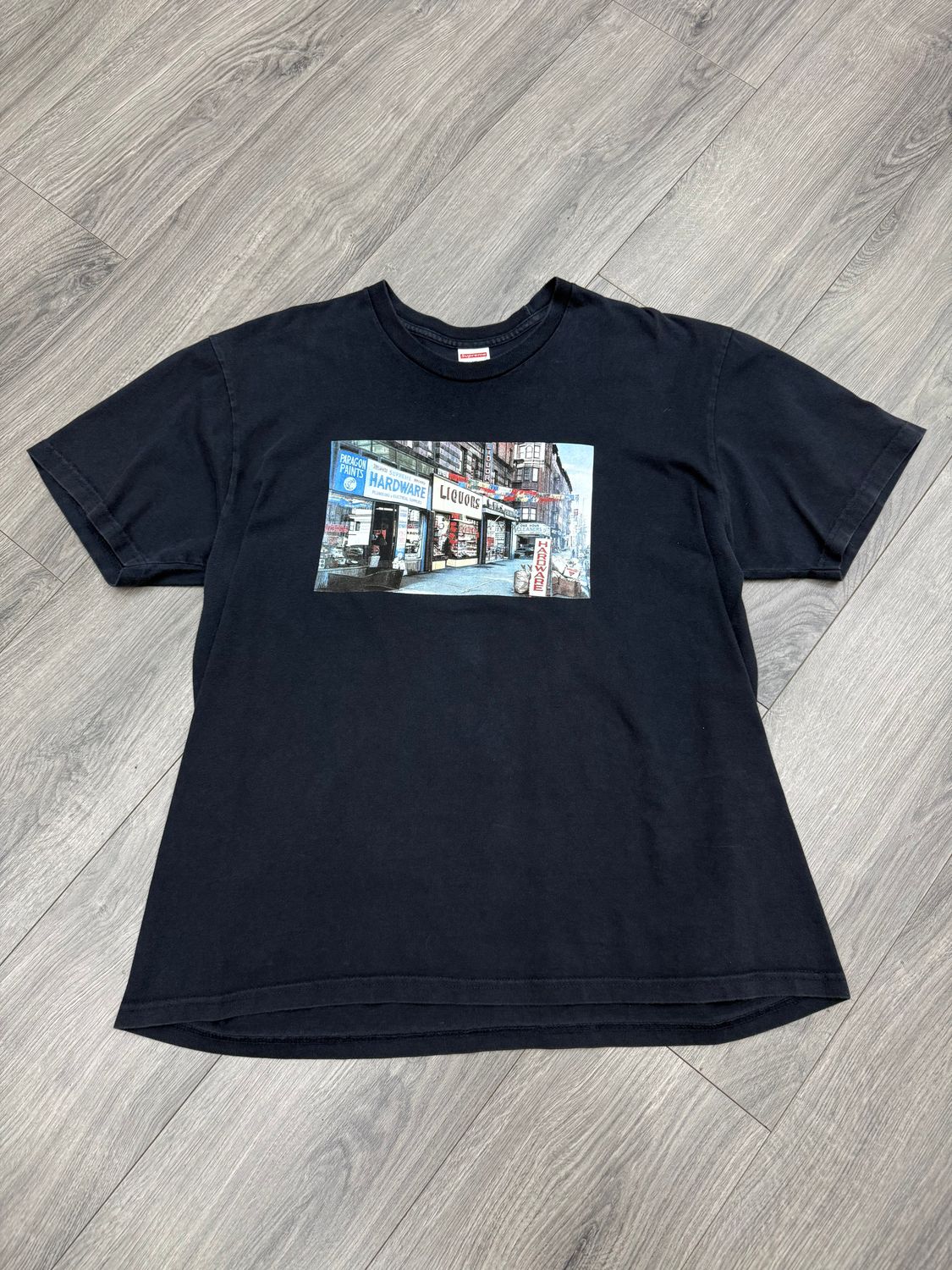 SUPREME TEE “HARDWARE/NAVY”  (X-LARGE)  PRE OWNED