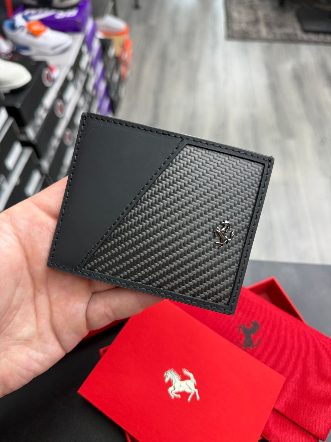 FERRARI CARD HOLDER “CARBON BLK”  (NEW)