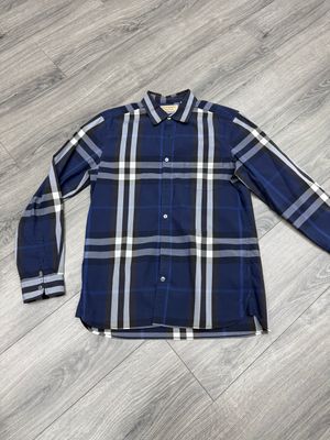 BURBERRY POLO L/S  “BLUE”  (MEDIUM)  PRE OWNED