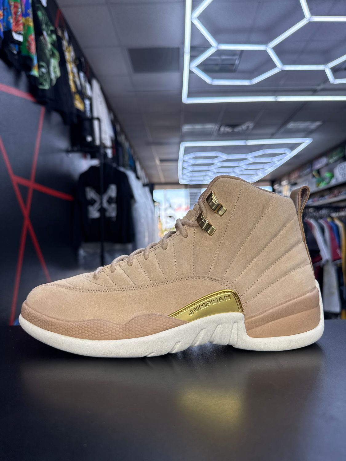 J12 “VACHETTA TAN”  (SZ 8.5M / 10W)  USED/OG ALL