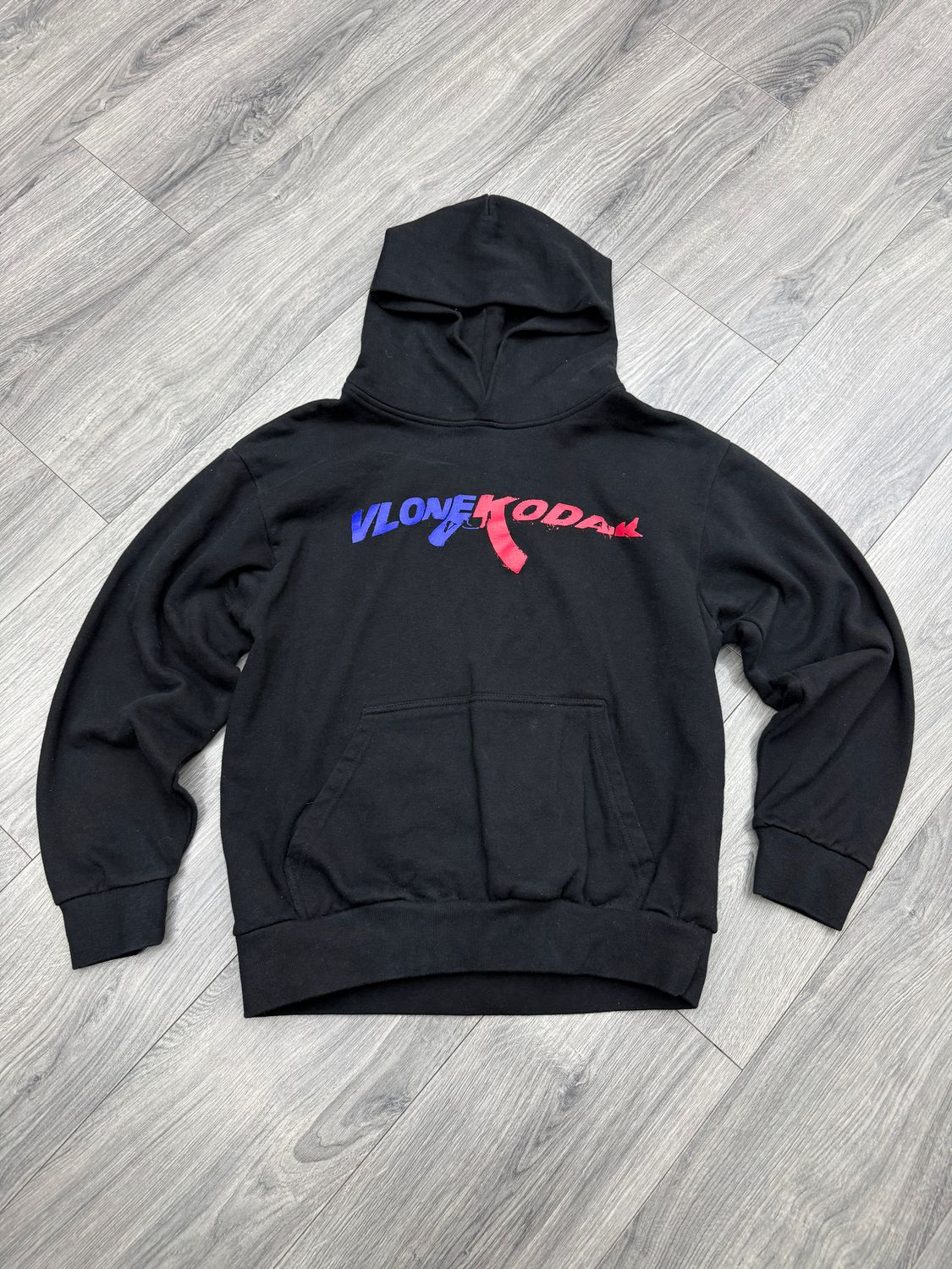 VLONE x KODAK BLACK HOODIE  “BLK/AK47”  (MEDIUM)  PRE-OWNED