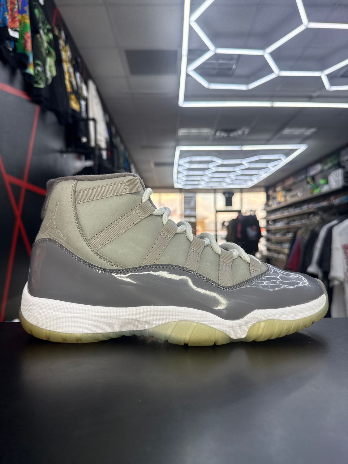 J11 “COOL GREY”  (SZ 10.5)   USED/NO BOX