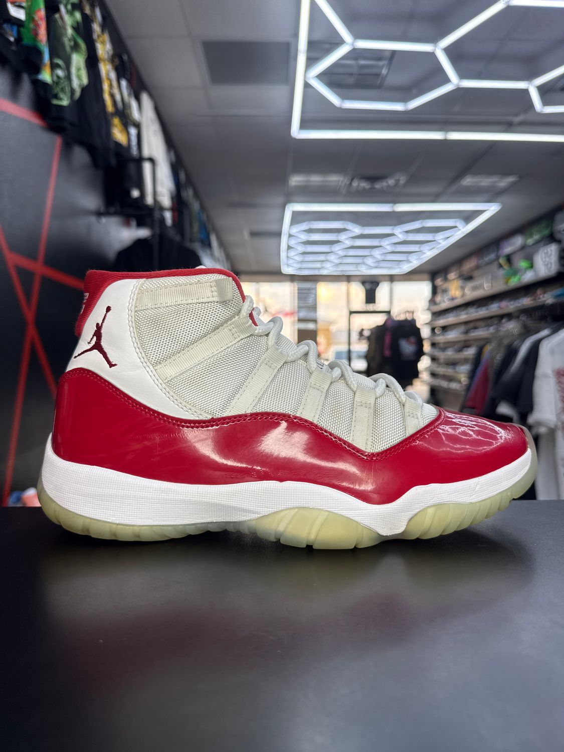 J11 “CHERRY”  (SZ 10.5)  USED/NO BOX