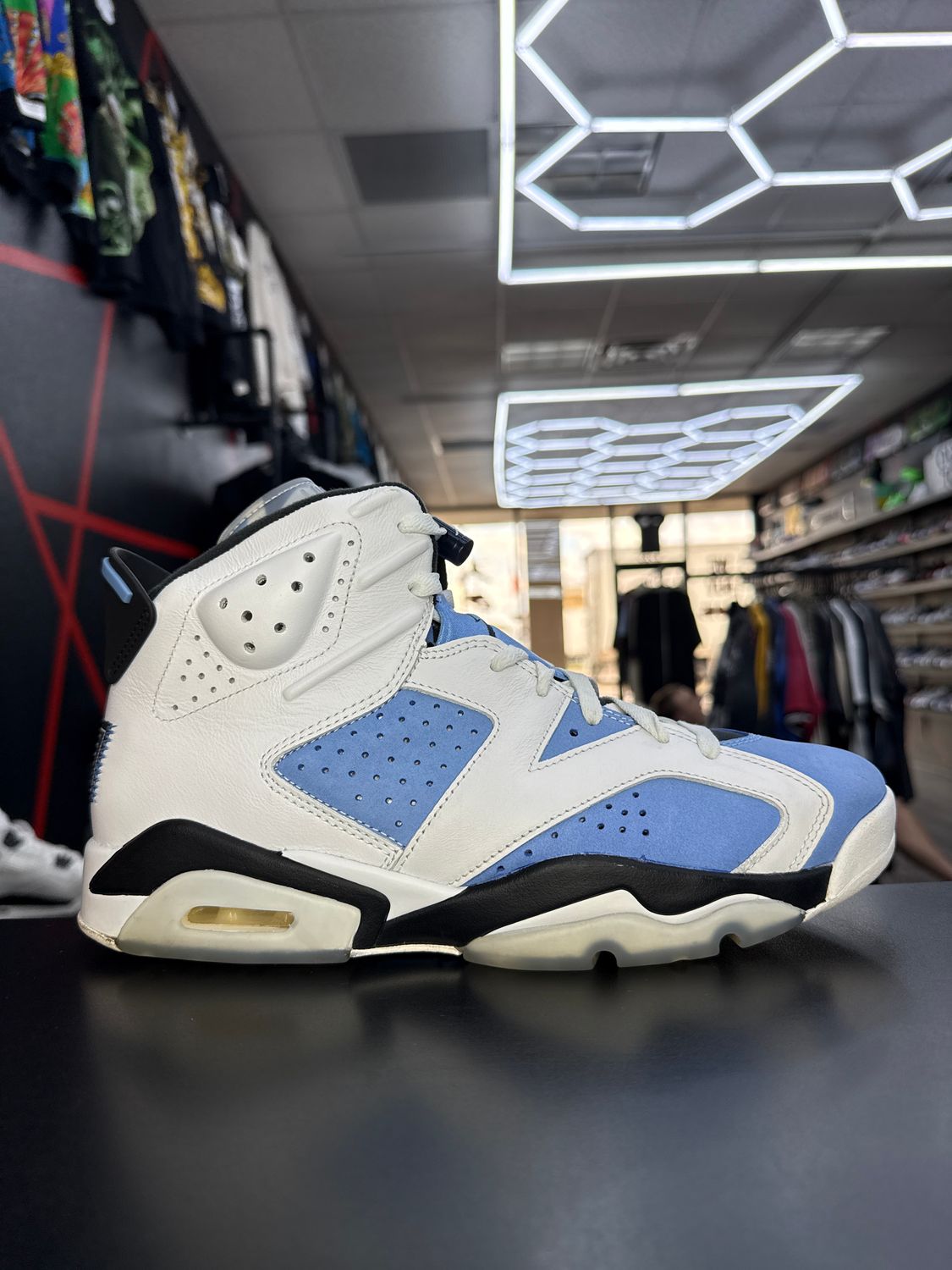 J6 “UNC”  (SZ 10.5)  USED/OG ALL