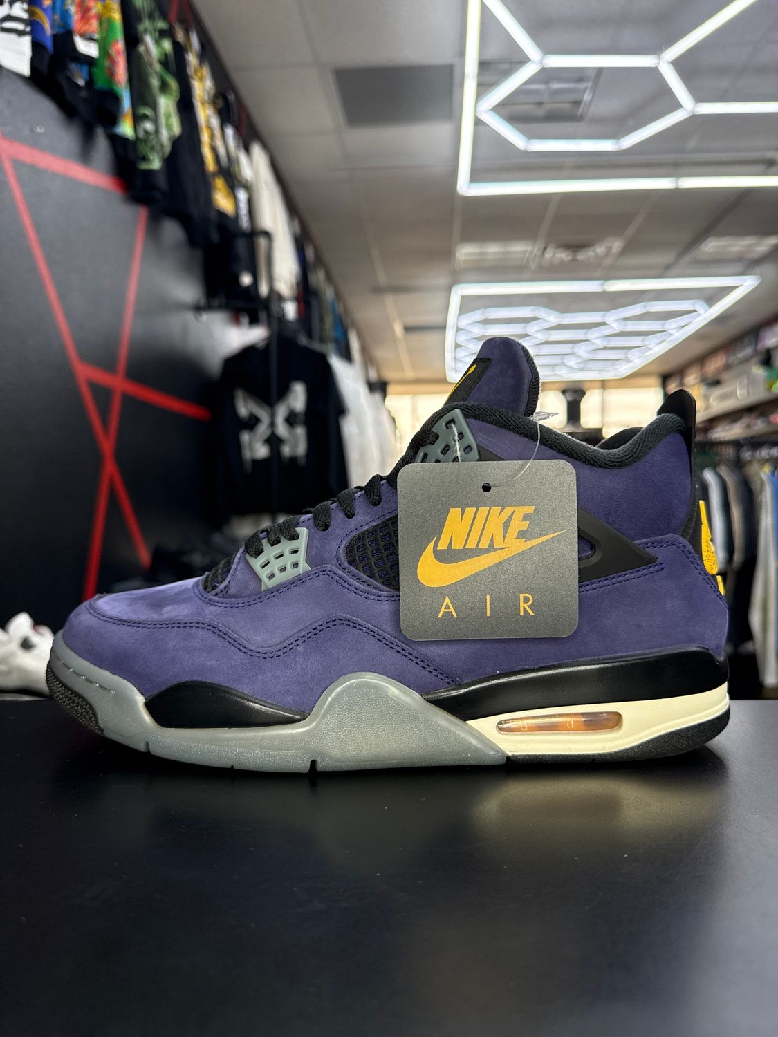 J4 “LAKERS”  (SZ 11)  USED/OG ALL