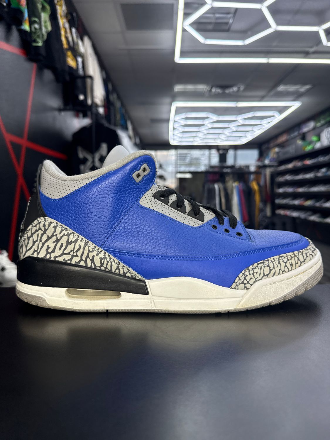 J3 “VARSITY ROYAL CEMENT”  (SZ 13)  USED/NO BOX