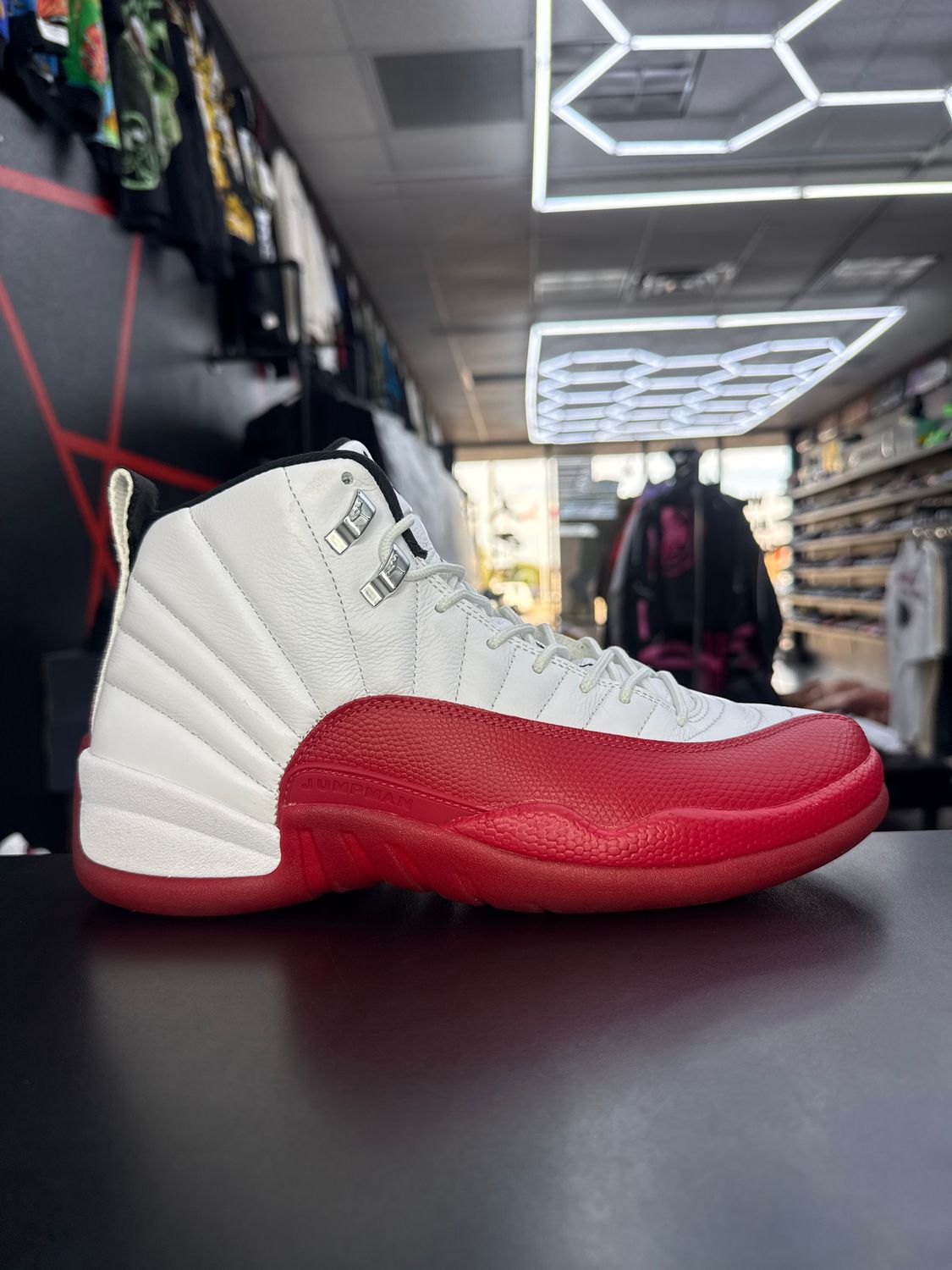 J12 “CHERRY”  (SZ 10)  USED/OG ALL