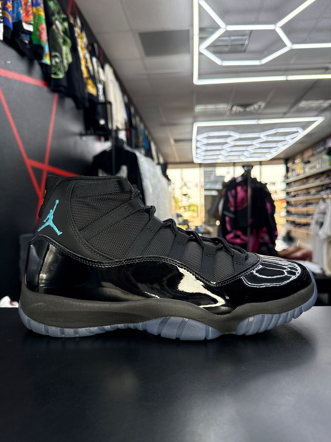 J11 “GAMMA”  (SZ 12)  USED/NO BOX