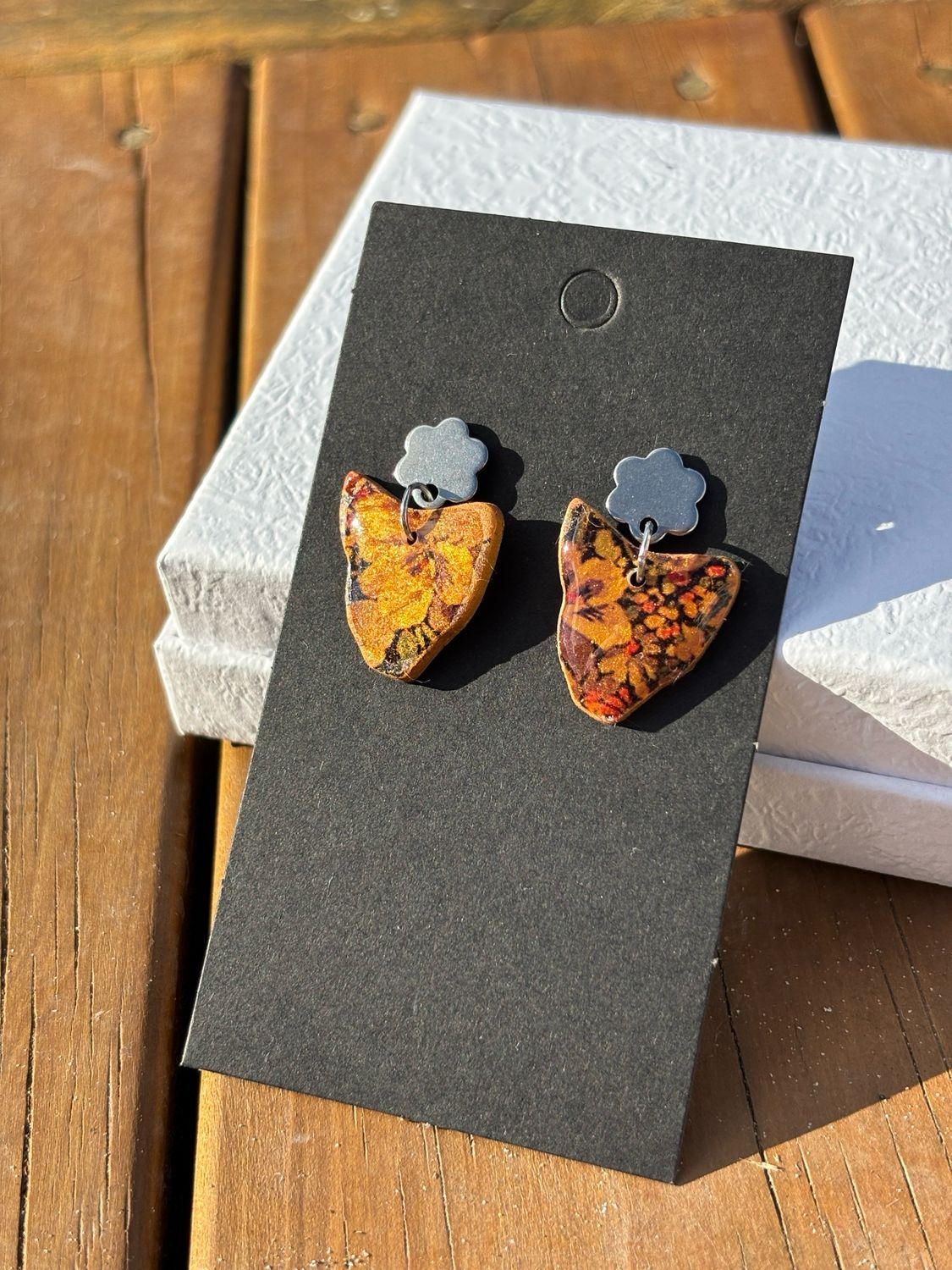 Mini Tasmania Stud Flower Dangles