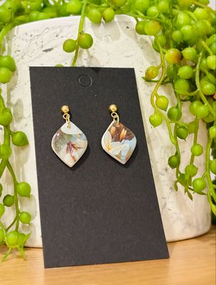 🌼 Botanical Frangipani Stud Dangles