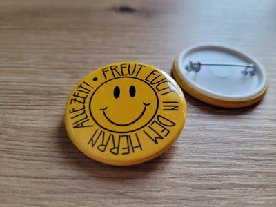 Handgemachter Button 25mm &quot;Freude&quot;