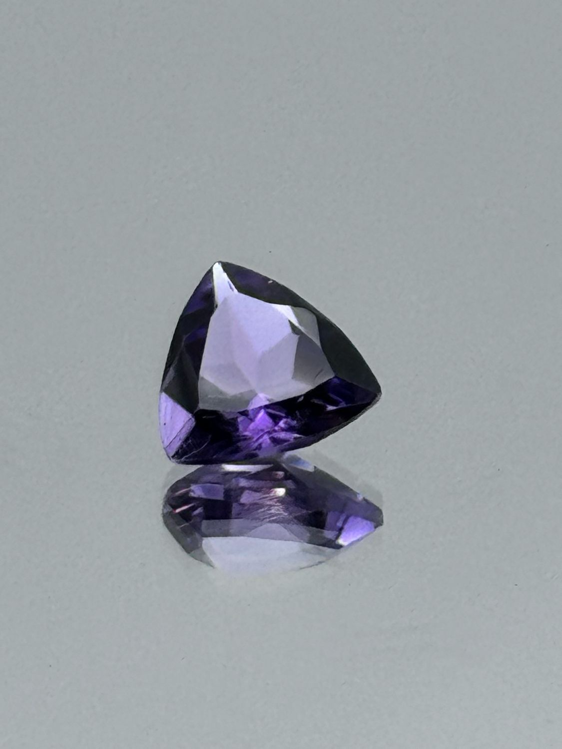 Natural Faceted Amethyst, 9mm Trillion 2ct Minimum