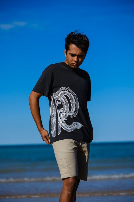 YARNBIRRI - Python -  Heavy  Faded Tee