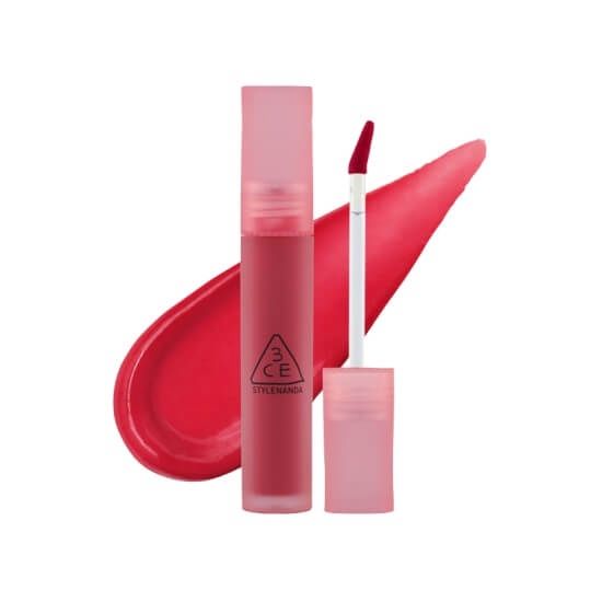 Blur water tint spot player