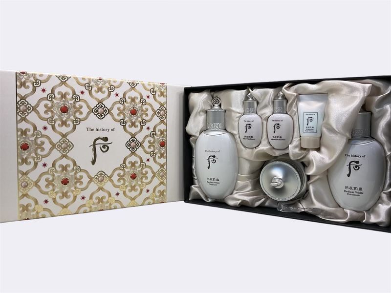 The History of Whoo Gongjinhyang: Seol Special Set