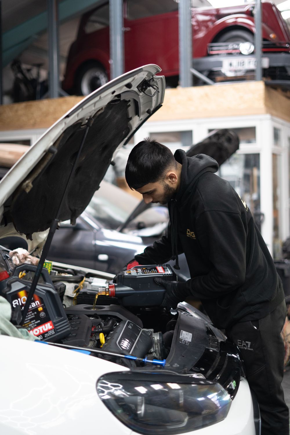 ENGINE SERVICING