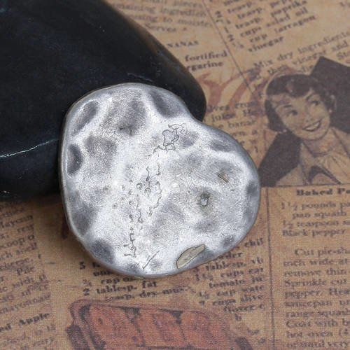5 boutons metal forme coeur irreguliere 30x24mm-couture bijoux-