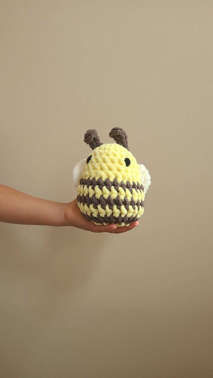 Lil Bee Stuffie