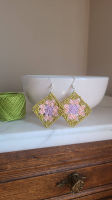 Classic Granny Square Earrings