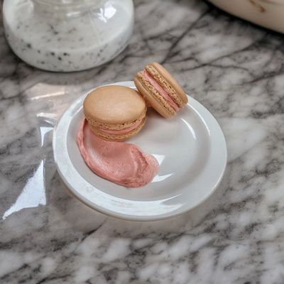 Macarons (A Dozen)