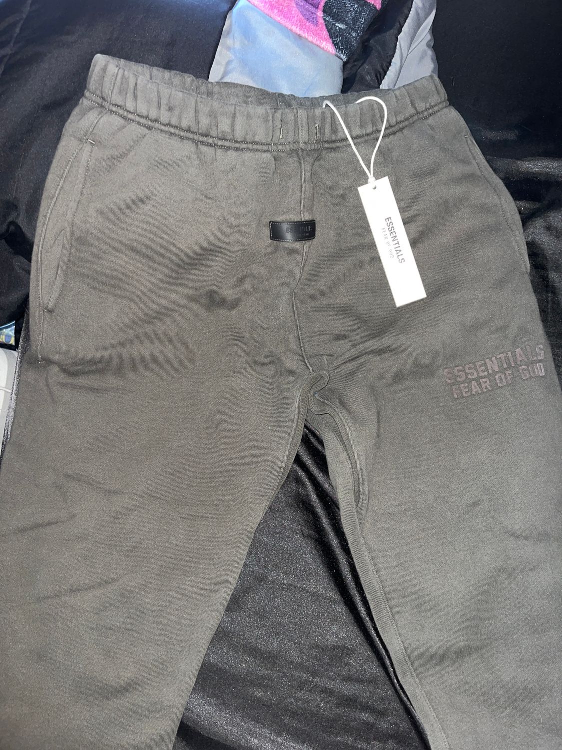 Off black essentials sweat pants
