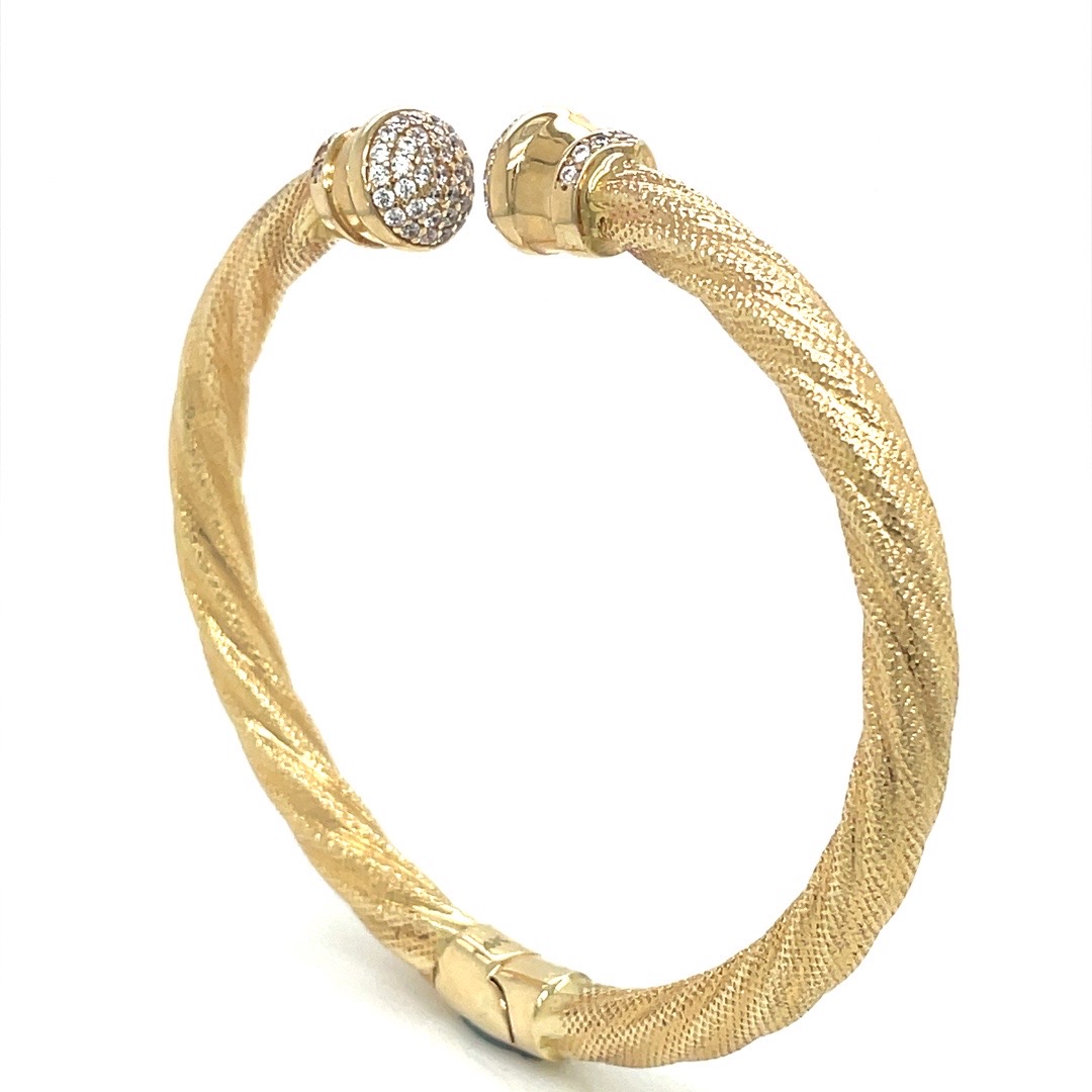 14kt Yellow Gold Women's Bangle with Cubic Zirconia Stone