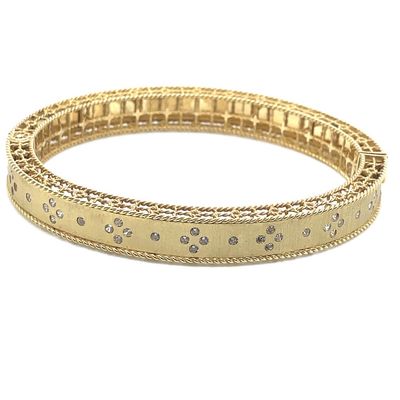 14kt Yellow Gold Women's Bangle with Cubic Zirconia Stone
