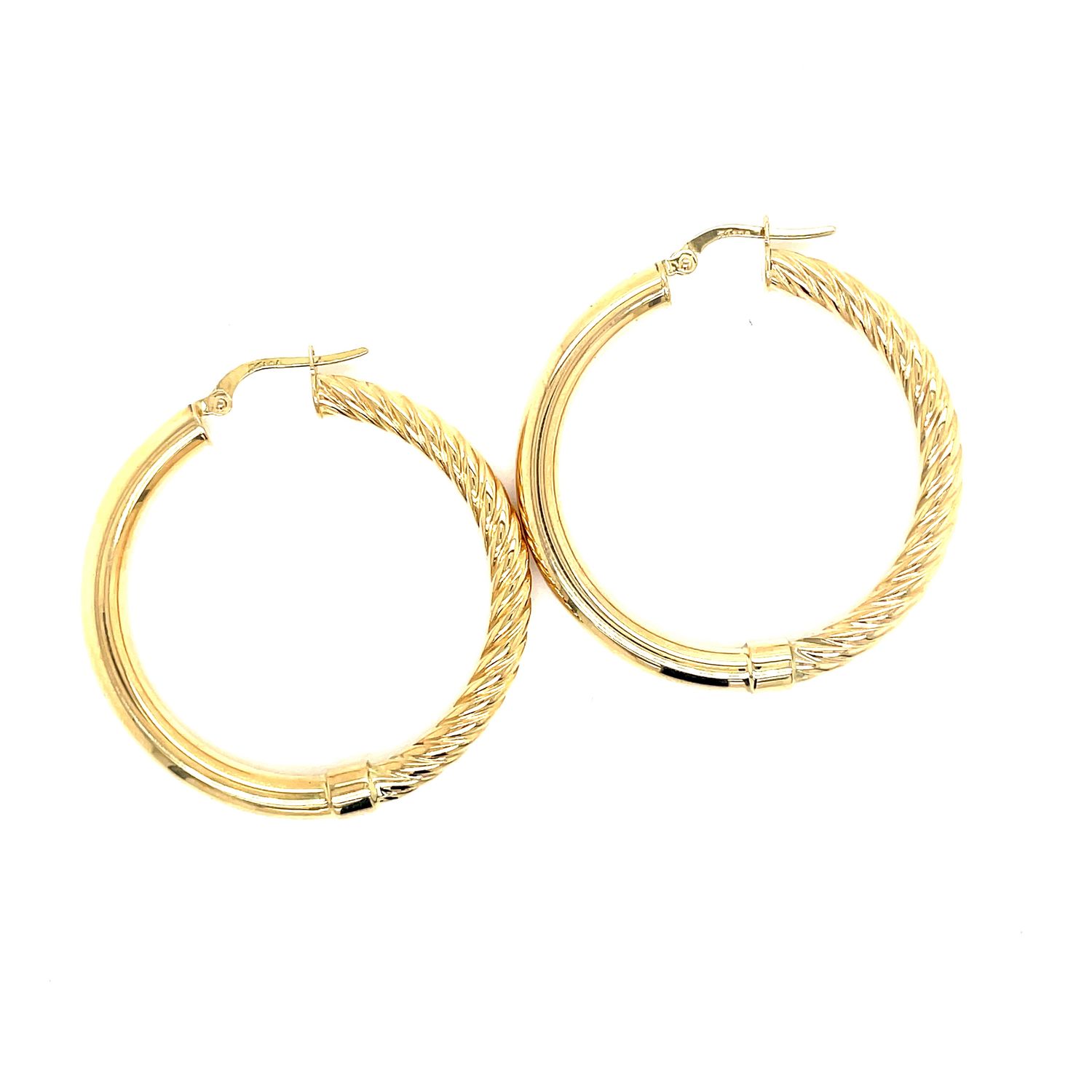 14kt Yellow Gold Twists Hoop Earring