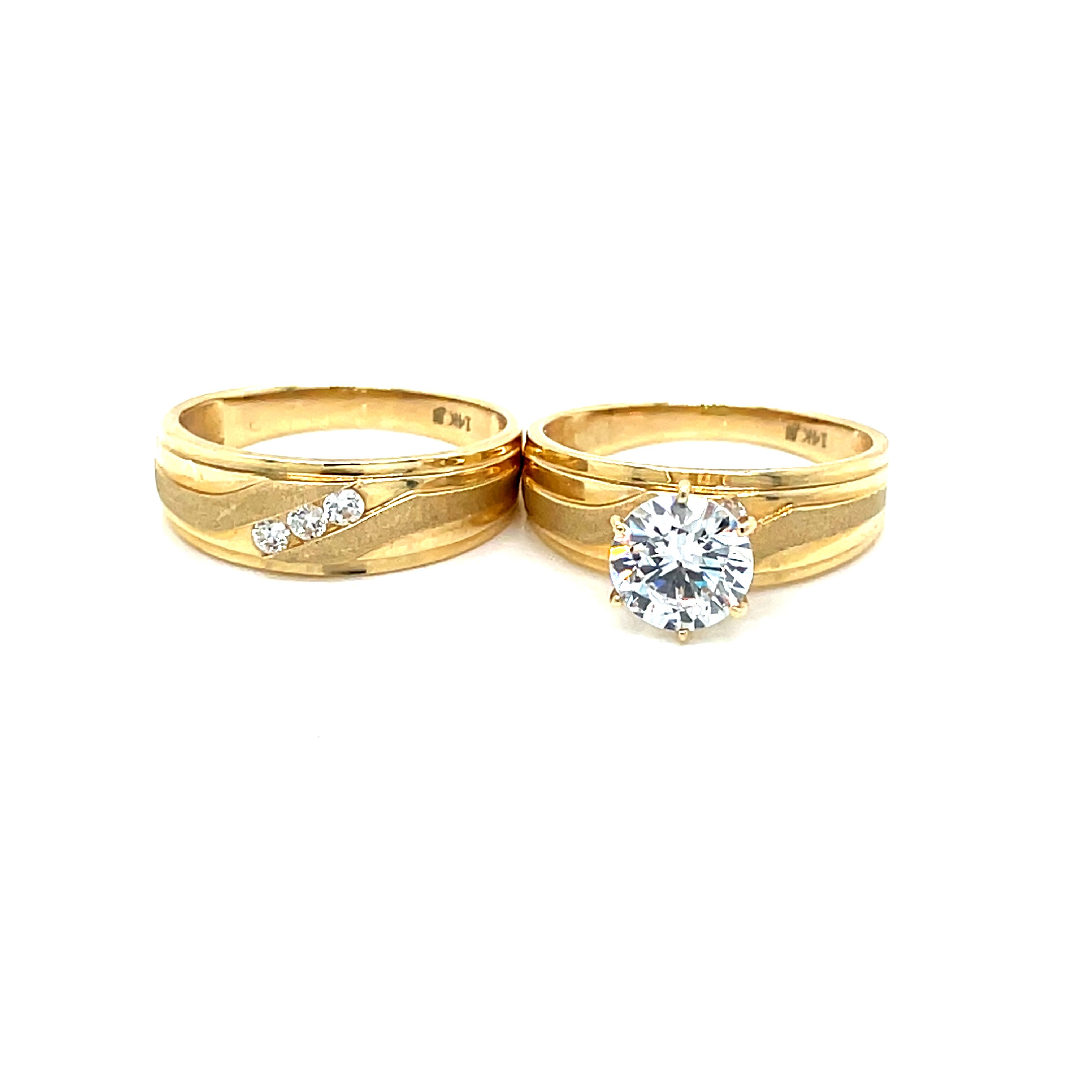 14kt Yellow Gold Engagement Ring with Cubic Zirconia Stone