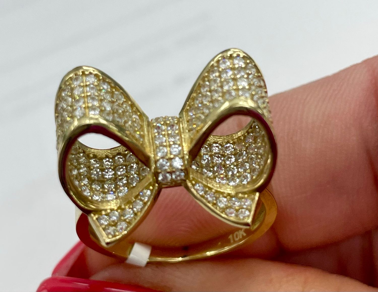Ring Of Bow. 14 Kt.