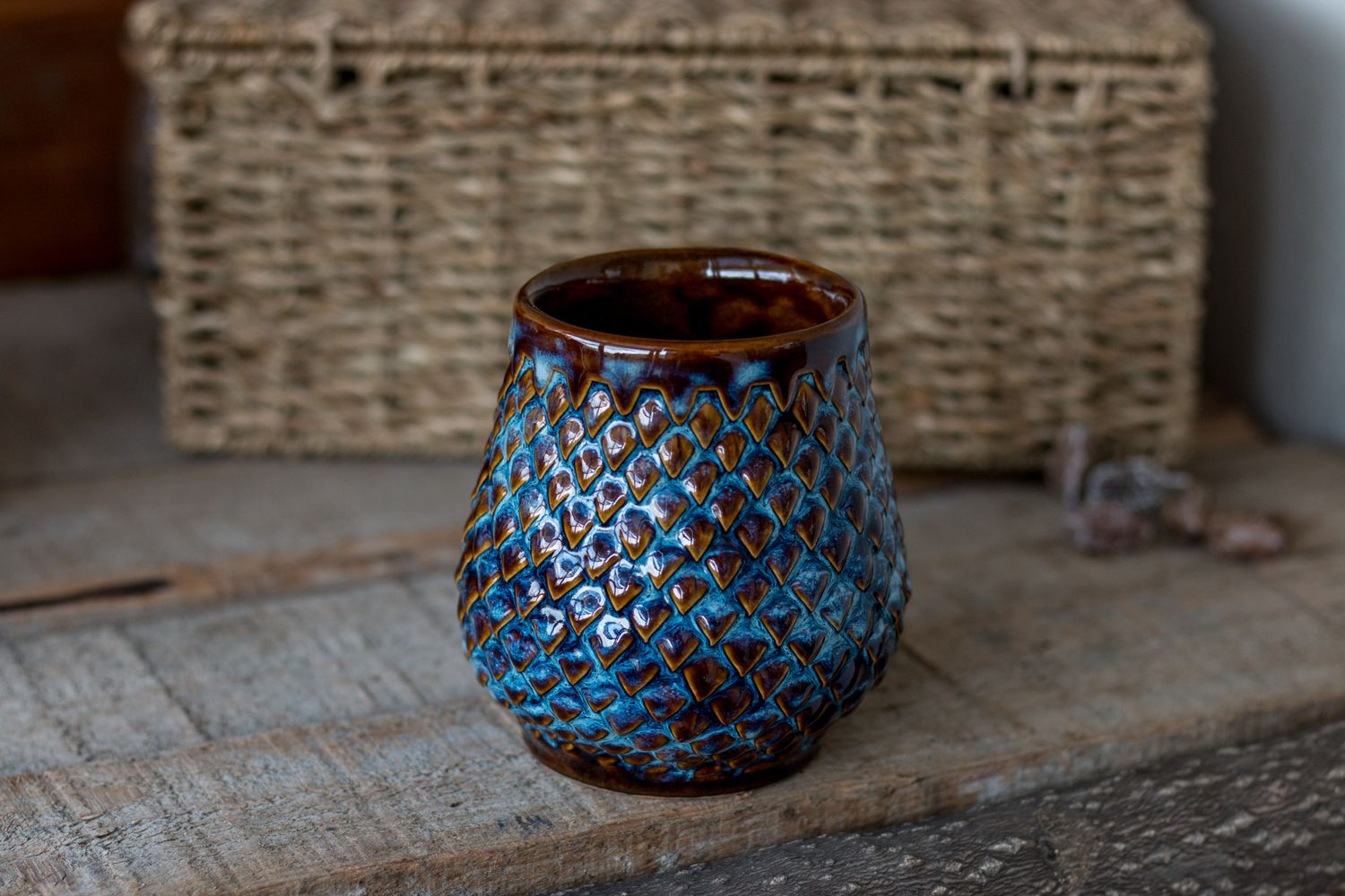 Dragon tumbler