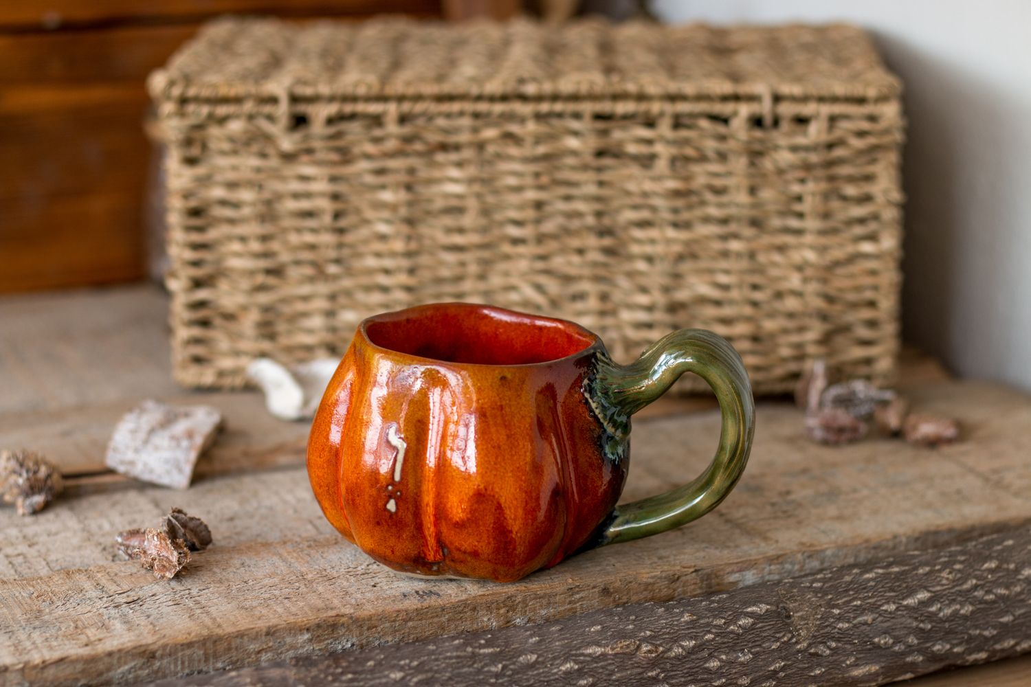 Pumpkin mug with a little crack on the side
