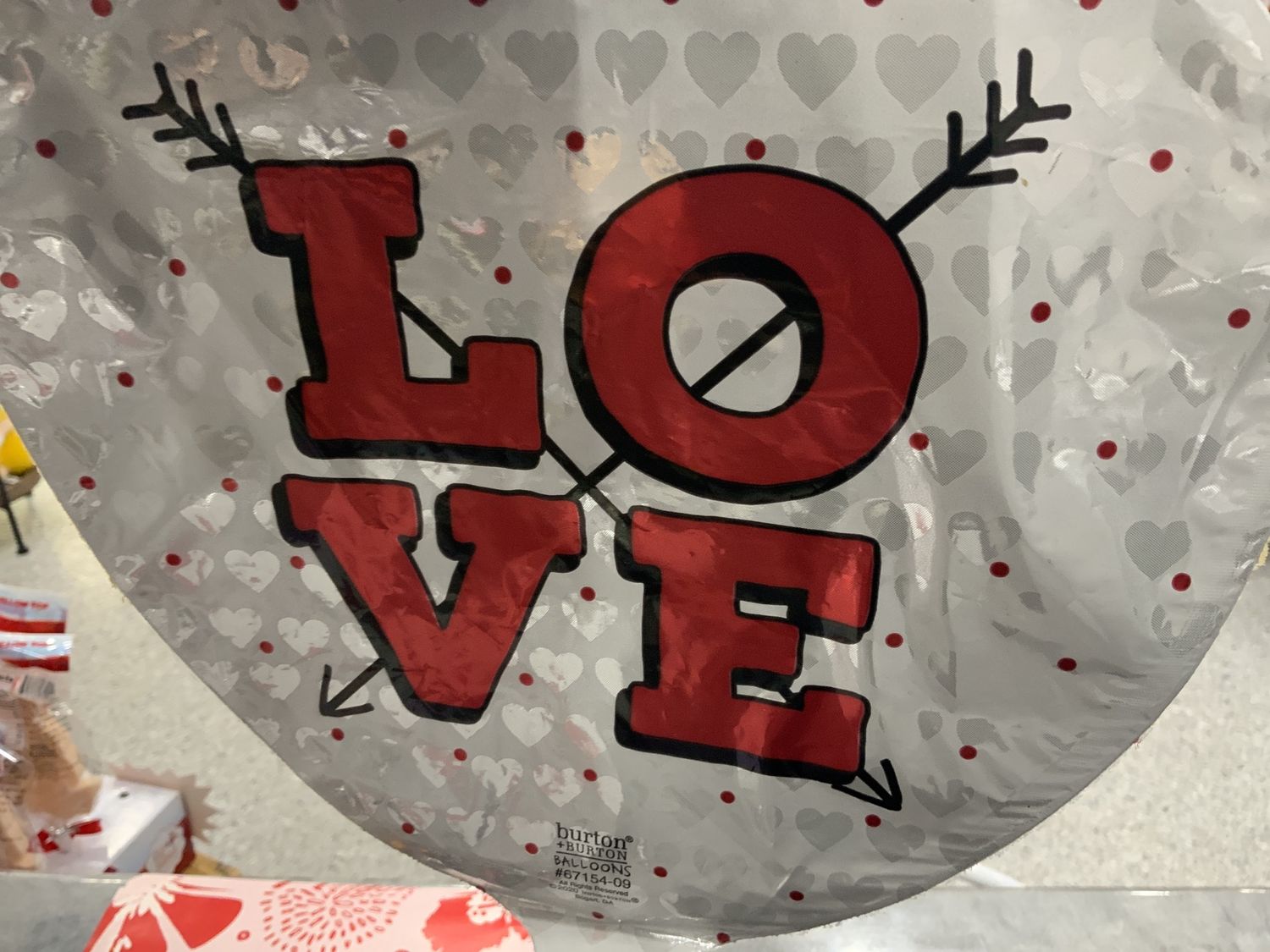 MINI WHITE HEART LOVE/ARROWS MYLAR