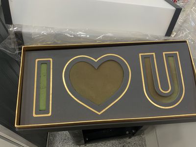 BLACK/GOLD  “I LOVE YOU”  FLORAL BOX