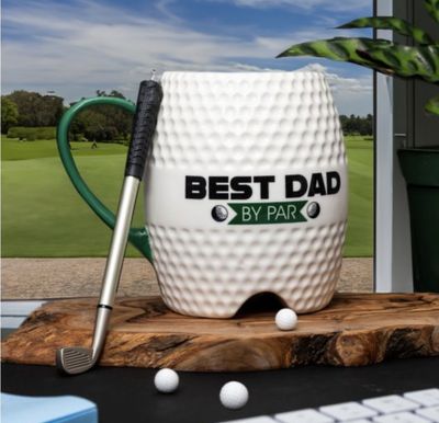 GOLF MUG W/ PEN PUTTER AND BALLS