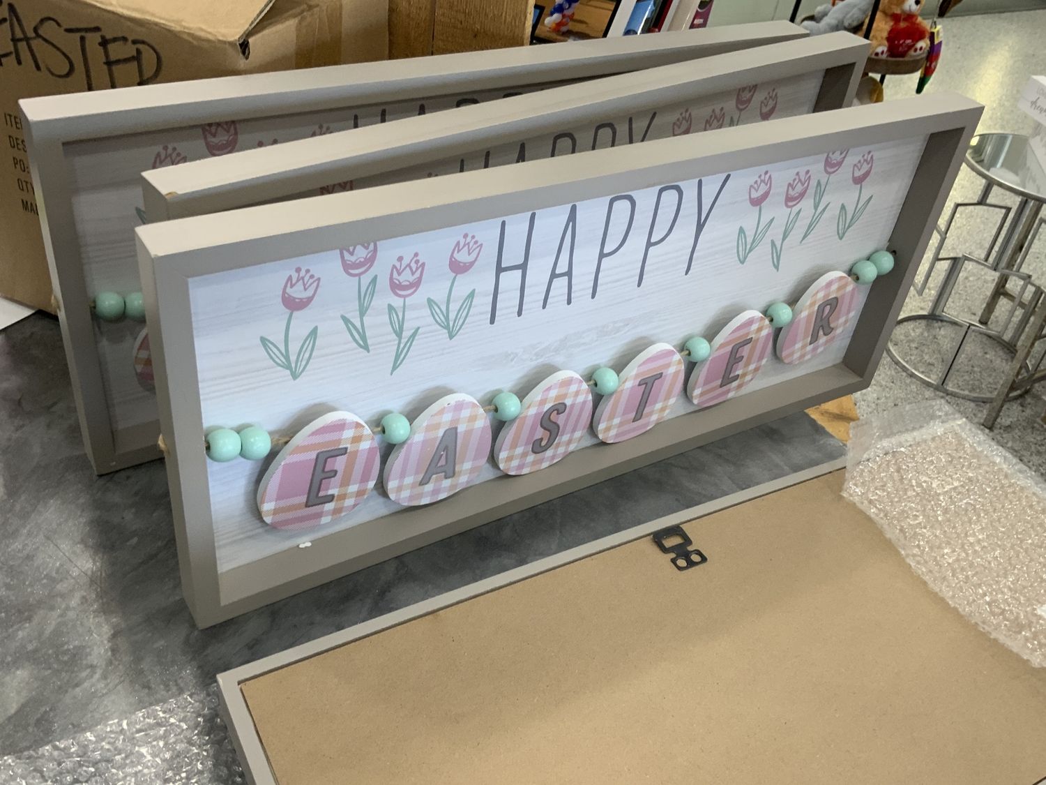 TULIP HAPPY EASTER EGG WOOD SIGN