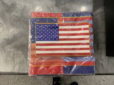 AMERICAN FLAG NAPKINS