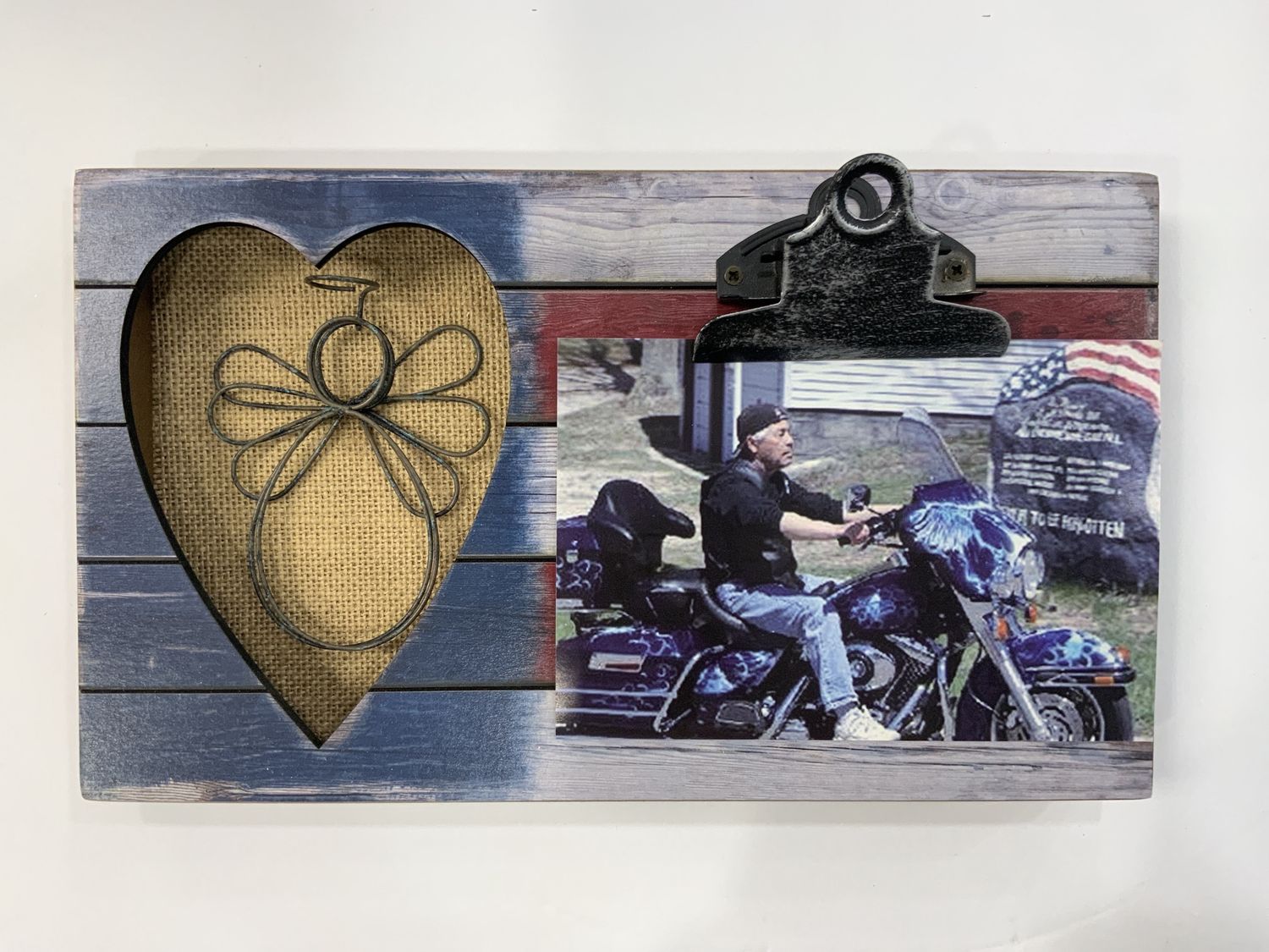 WOOD FLAG W/ ANGEL
