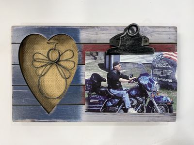 WOOD FLAG W/ ANGEL