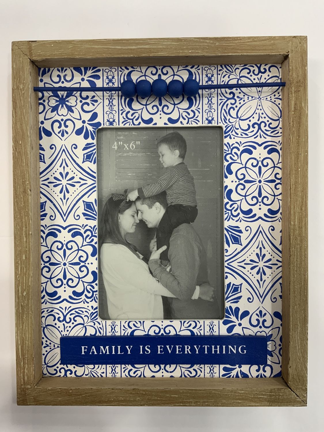 FRAME- FAMILY IS EVERYTHING