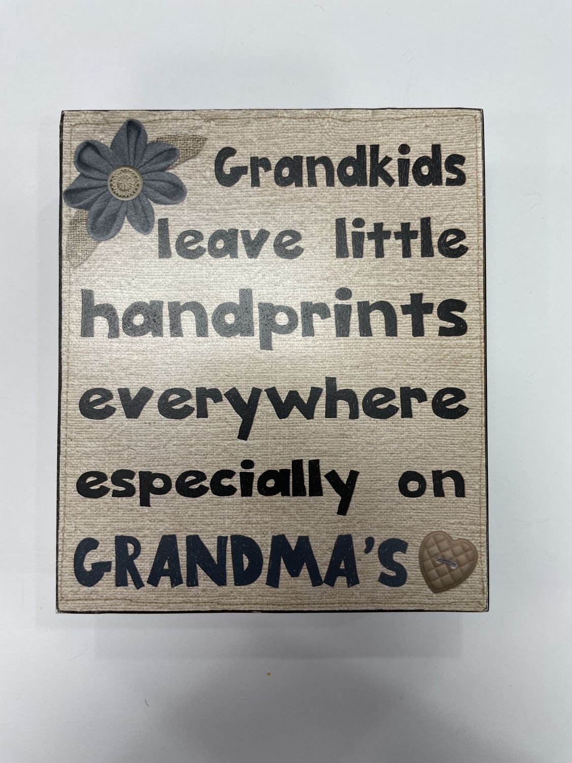 GRANDKIDS LEAVE HANDPRINT..
