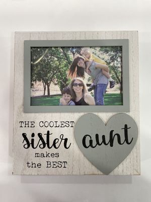 WOOD FRAME- SISTER/AUNT