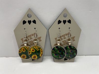 ROUND HOOK EARRINGS