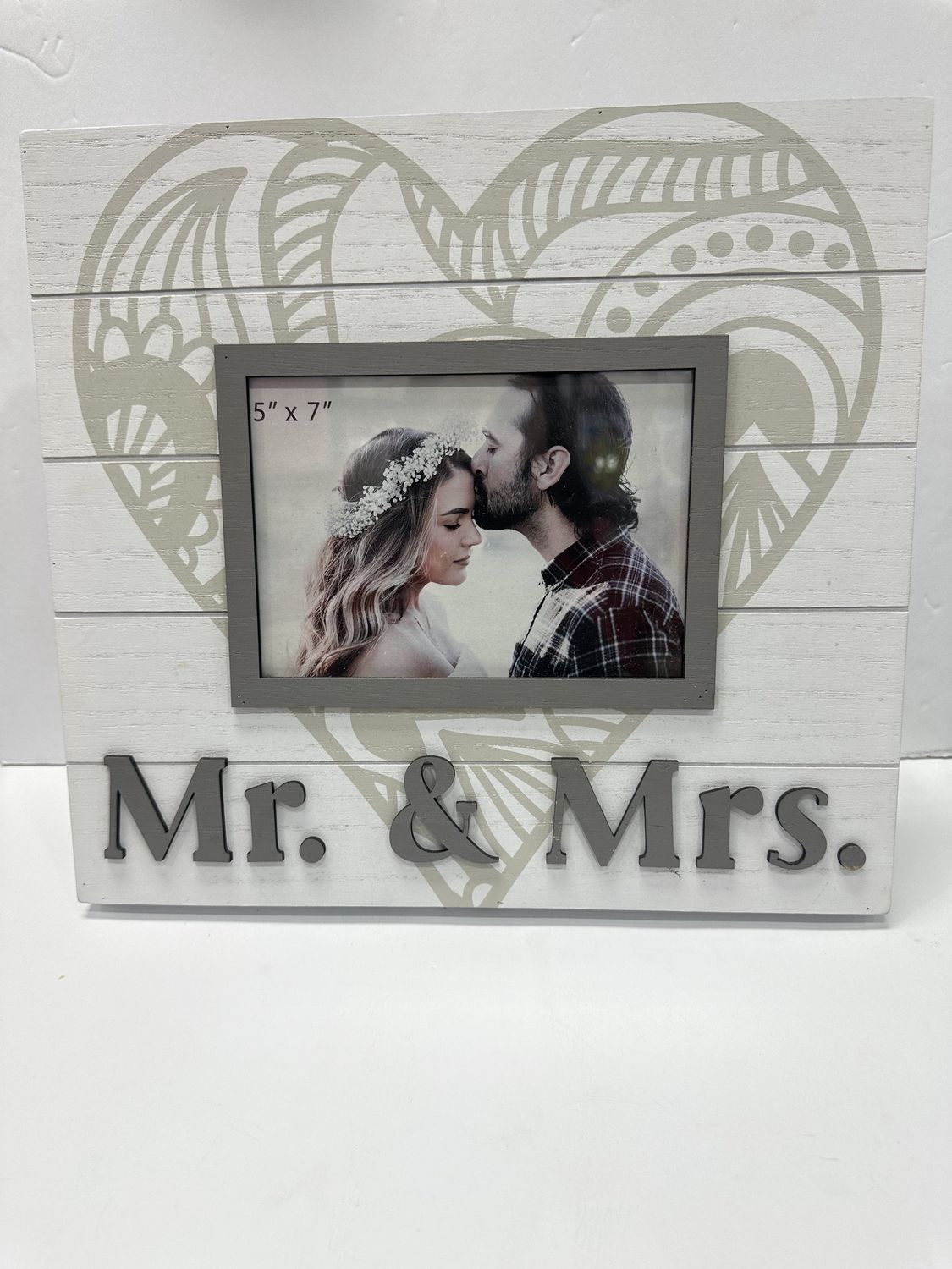MR/MRS WOOD FRAME